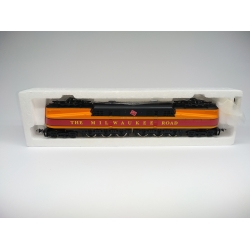 LOKOMOTYWA ELEKTRYCZNA PENNSYLVANIA GG-1 MILWAUKEE ROAD DC 1:87 T025 30CM